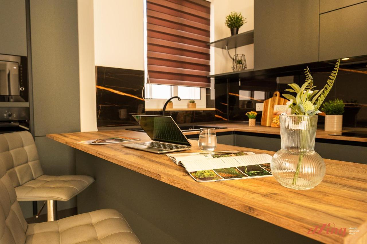 Insta Worthy Gorgeous Seaview Penthouse Lägenhet St. Paul's Bay Exteriör bild
