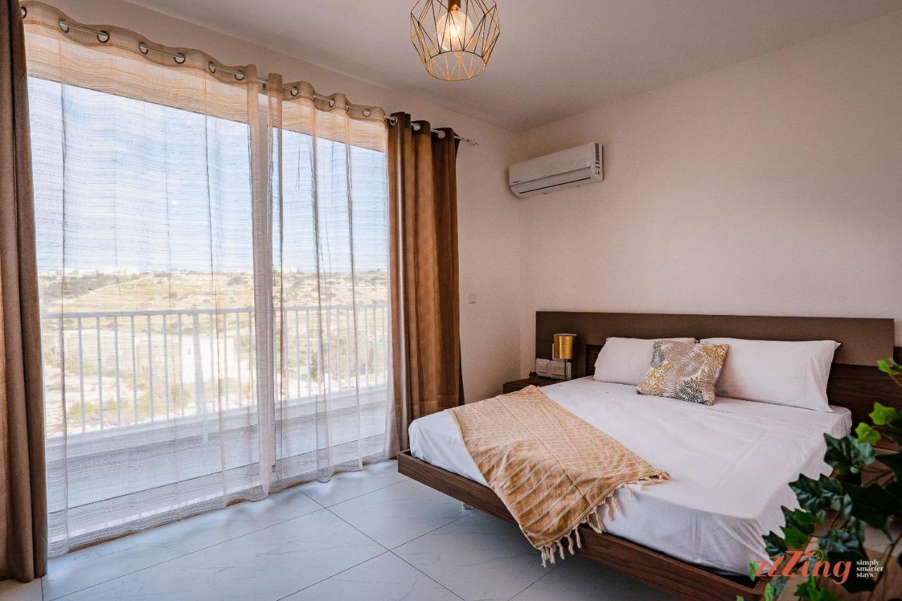 Insta Worthy Gorgeous Seaview Penthouse Lägenhet St. Paul's Bay Exteriör bild